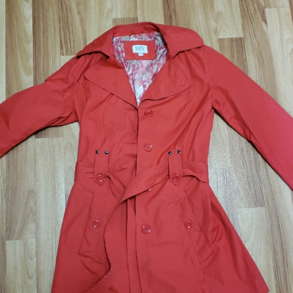 Spring trench coat - Picture 3 of 5